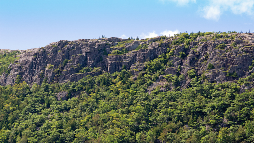 Cliffs around Jordan Pond