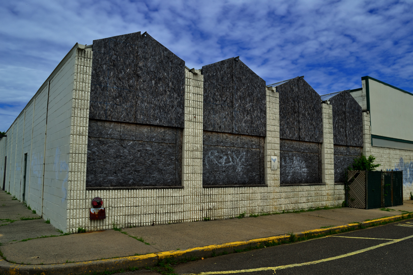 Frank's Nursery, now defunct