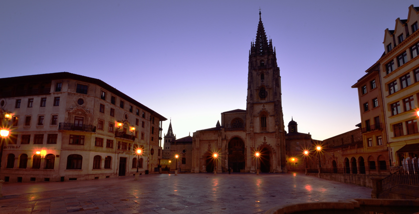 Plaza of the Cathedral in the morning